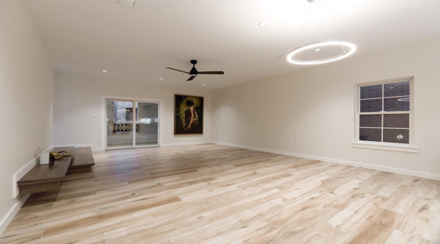 210 Veracruz Dr., Laredo, Texas 78045, 3 Bedrooms Bedrooms, 5 Rooms Rooms,2 BathroomsBathrooms,Residential,For Sale,210 Veracruz Dr.,20261608