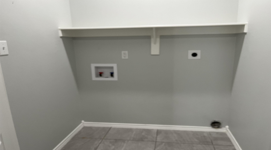 11125 Palmillas Loop, Laredo, Texas 78045, 3 Bedrooms Bedrooms, 6 Rooms Rooms,2 BathroomsBathrooms,Residential,For Sale,11125 Palmillas Loop,20261152