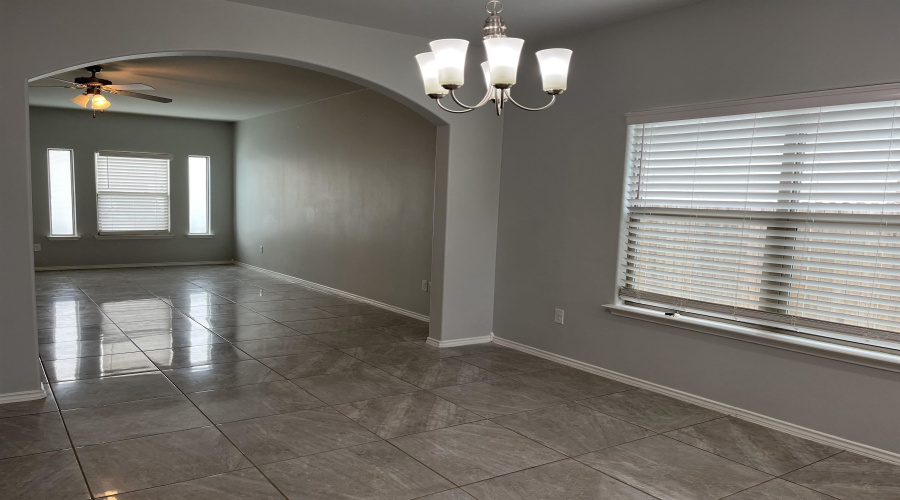 11125 Palmillas Loop, Laredo, Texas 78045, 3 Bedrooms Bedrooms, 6 Rooms Rooms,2 BathroomsBathrooms,Residential,For Sale,11125 Palmillas Loop,20261152