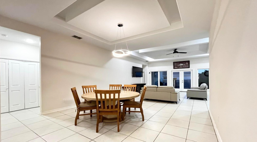 1512 Latigo Loop, LAREDO, Texas 78046, 4 Bedrooms Bedrooms, 6 Rooms Rooms,2 BathroomsBathrooms,Residential,For Rent,1512 Latigo Loop,20261611