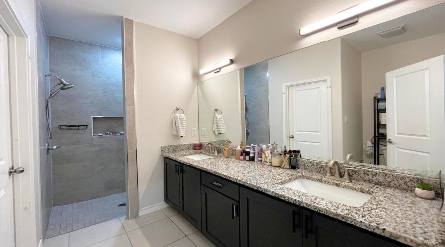 1512 Latigo Loop, LAREDO, Texas 78046, 4 Bedrooms Bedrooms, 6 Rooms Rooms,2 BathroomsBathrooms,Residential,For Rent,1512 Latigo Loop,20261611