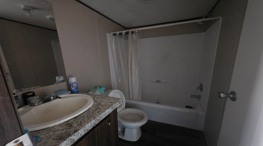 5004 Santa Rosa Dr, LAREDO, Texas 78046, 2 Bedrooms Bedrooms, 4 Rooms Rooms,2 BathroomsBathrooms,Residential,For Sale,5004 Santa Rosa Dr,20261612