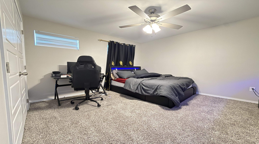 11405 Quintana Dr, Laredo, Texas 78045, 3 Bedrooms Bedrooms, 5 Rooms Rooms,2 BathroomsBathrooms,Residential,For Rent,11405 Quintana Dr,20261615