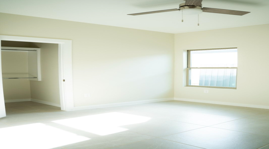 1112 Noyola Loop, Laredo, Texas 78046, 4 Bedrooms Bedrooms, 7 Rooms Rooms,2 BathroomsBathrooms,Residential,For Sale,1112 Noyola Loop,20261619