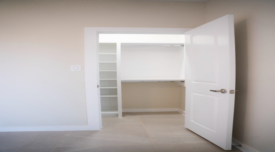 1112 Noyola Loop, Laredo, Texas 78046, 4 Bedrooms Bedrooms, 7 Rooms Rooms,2 BathroomsBathrooms,Residential,For Sale,1112 Noyola Loop,20261619