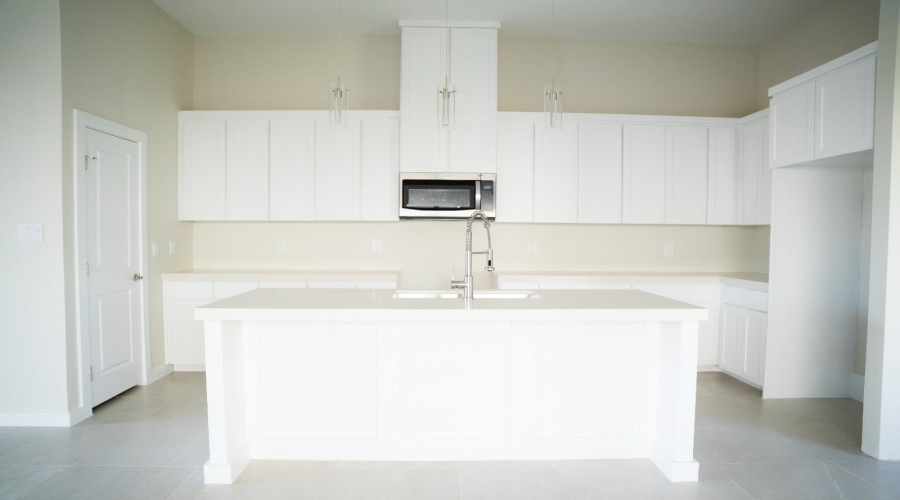 1112 Noyola Loop, Laredo, Texas 78046, 4 Bedrooms Bedrooms, 7 Rooms Rooms,2 BathroomsBathrooms,Residential,For Sale,1112 Noyola Loop,20261619