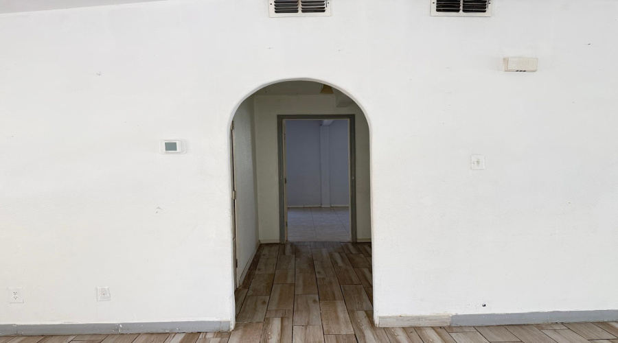 304 E Croydon Pl E, Laredo, Texas 78045, 4 Bedrooms Bedrooms, 6 Rooms Rooms,2 BathroomsBathrooms,Residential,For Sale,304 E Croydon Pl E,20261622