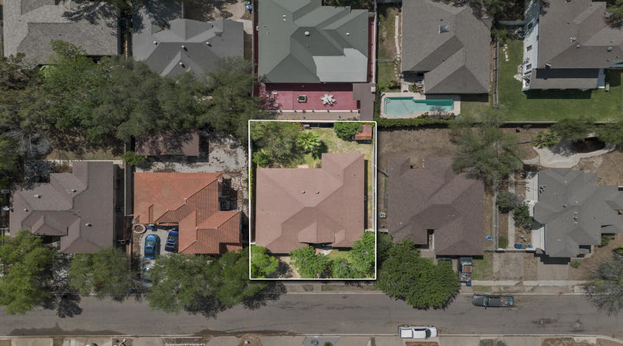 1605 Sherwood Dr, Laredo, Texas 78045, 3 Bedrooms Bedrooms, 5 Rooms Rooms,2 BathroomsBathrooms,Residential,For Sale,1605 Sherwood Dr,20261624