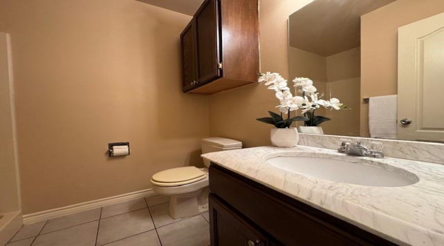 205 Martingale Ln, LAREDO, Texas 78041, 2 Bedrooms Bedrooms, 5 Rooms Rooms,2 BathroomsBathrooms,Residential,For Sale,205 Martingale Ln,20261626