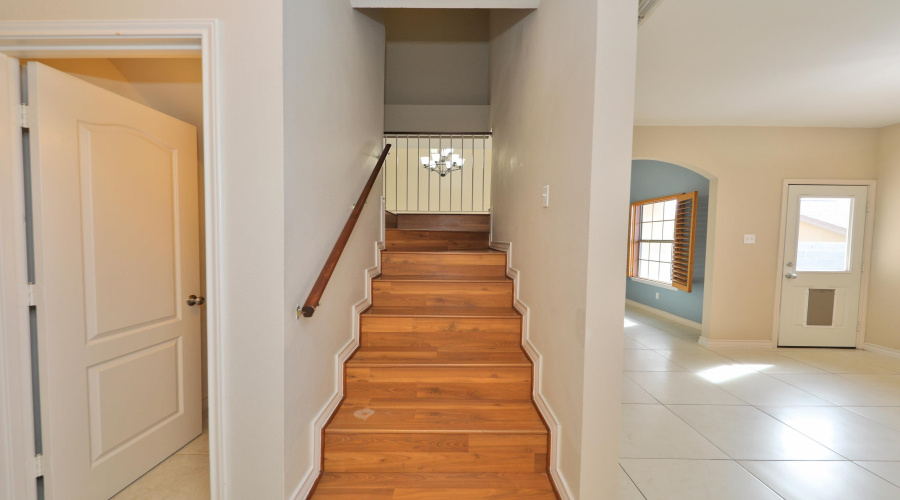 510 Shiloh Dr, Laredo, Texas 78045, 3 Bedrooms Bedrooms, 5 Rooms Rooms,2 BathroomsBathrooms,Residential,For Sale,510 Shiloh Dr,20261627