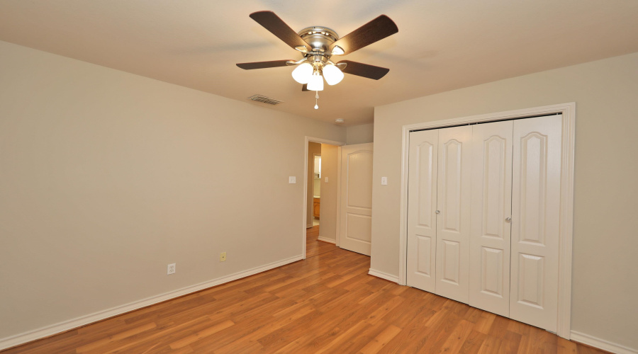 510 Shiloh Dr, Laredo, Texas 78045, 3 Bedrooms Bedrooms, 5 Rooms Rooms,2 BathroomsBathrooms,Residential,For Sale,510 Shiloh Dr,20261627