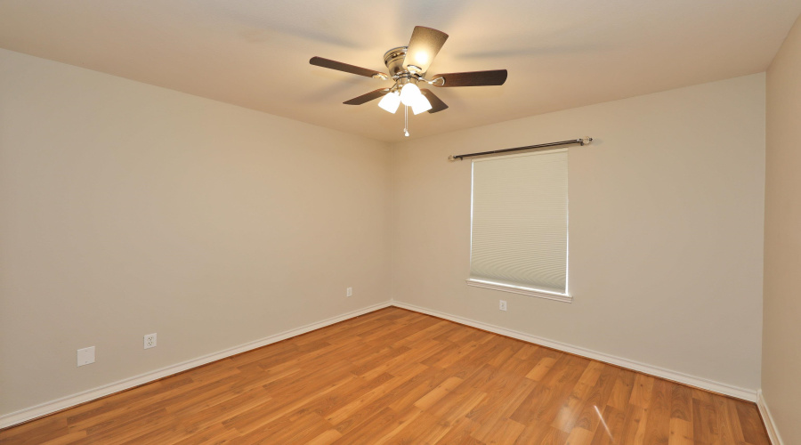 510 Shiloh Dr, Laredo, Texas 78045, 3 Bedrooms Bedrooms, 5 Rooms Rooms,2 BathroomsBathrooms,Residential,For Sale,510 Shiloh Dr,20261627