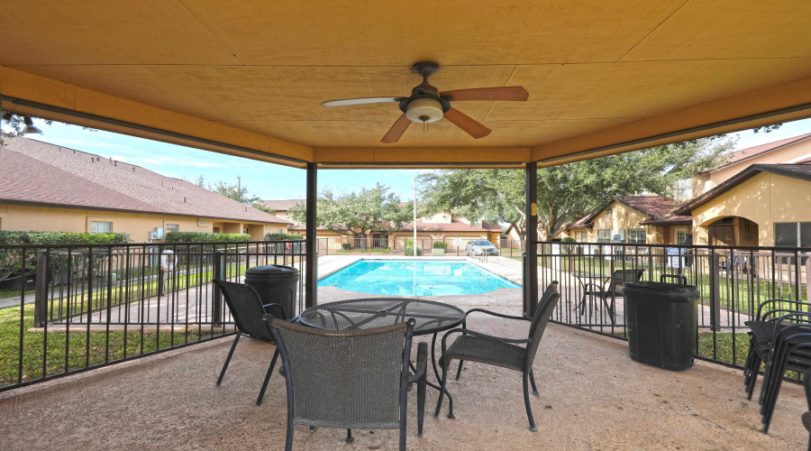 510 Shiloh Dr, Laredo, Texas 78045, 3 Bedrooms Bedrooms, 5 Rooms Rooms,2 BathroomsBathrooms,Residential,For Sale,510 Shiloh Dr,20261627