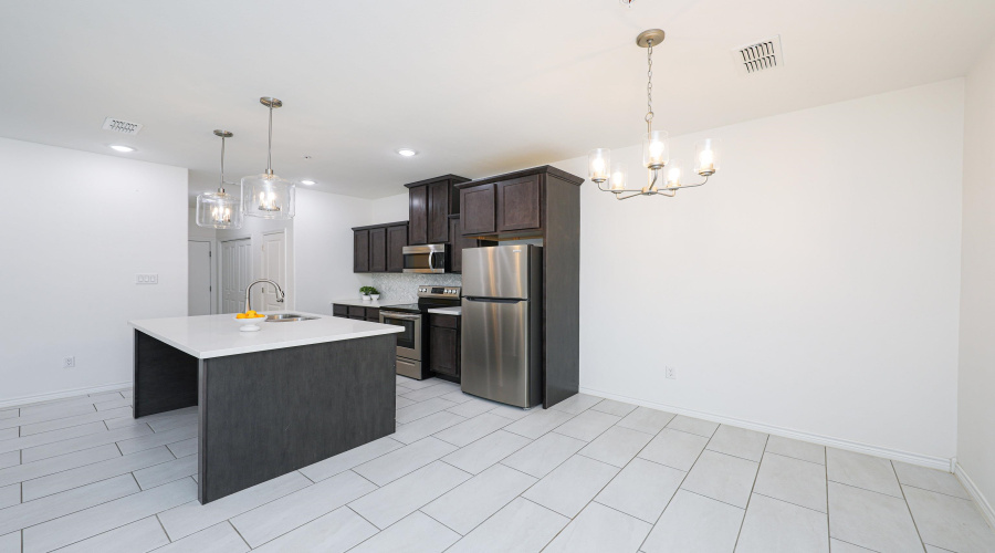 9921 Borna, LAREDO, Texas 78045, 3 Bedrooms Bedrooms, 7 Rooms Rooms,2 BathroomsBathrooms,Residential,For Sale,9921 Borna,20261628