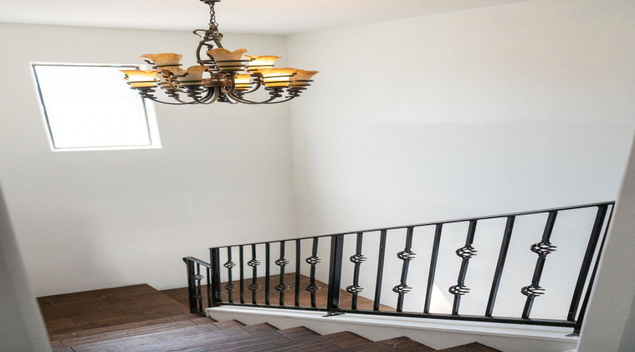 710 N Martin Ave, Laredo, Texas 78043, 5 Bedrooms Bedrooms, 8 Rooms Rooms,2 BathroomsBathrooms,Residential,For Sale,710 N Martin Ave,20261630