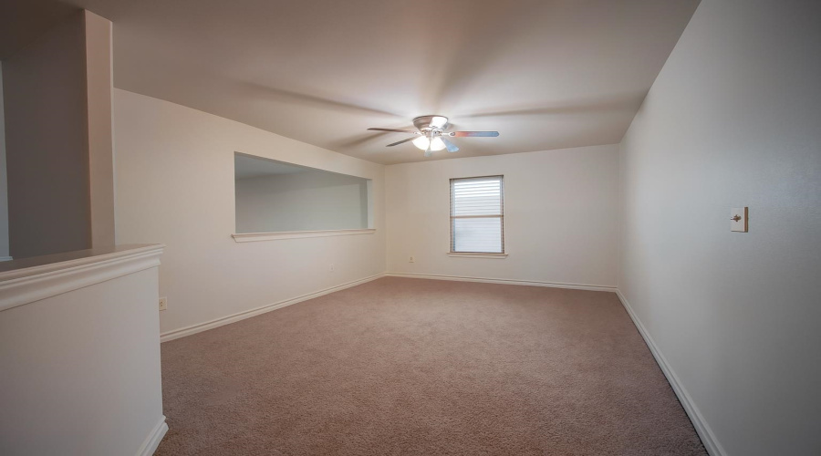 330 Altozano Dr, Laredo, Texas 78045, 4 Bedrooms Bedrooms, 7 Rooms Rooms,2 BathroomsBathrooms,Residential,For Sale,330 Altozano Dr,20261631