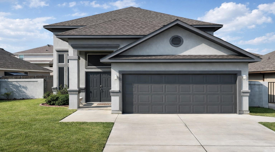 330 Altozano Dr, Laredo, Texas 78045, 4 Bedrooms Bedrooms, 7 Rooms Rooms,2 BathroomsBathrooms,Residential,For Sale,330 Altozano Dr,20261631