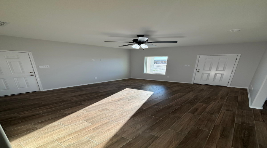 5807 Colegio Ln., Laredo, Texas 78046-0000, 3 Bedrooms Bedrooms, 5 Rooms Rooms,2 BathroomsBathrooms,Residential,For Rent,5807 Colegio Ln.,20261632