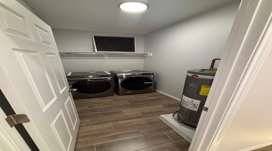 5807 Colegio Ln., Laredo, Texas 78046-0000, 3 Bedrooms Bedrooms, 5 Rooms Rooms,2 BathroomsBathrooms,Residential,For Rent,5807 Colegio Ln.,20261632