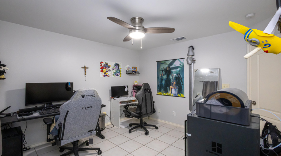 412 Prescott Lp, LAREDO, Texas 78046, 2 Bedrooms Bedrooms, 4 Rooms Rooms,1 BathroomBathrooms,Residential,For Sale,412 Prescott Lp,20261633