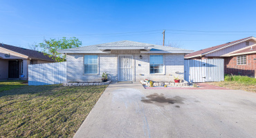 412 Prescott Lp, LAREDO, Texas 78046, 2 Bedrooms Bedrooms, 4 Rooms Rooms,1 BathroomBathrooms,Residential,For Sale,412 Prescott Lp,20261633