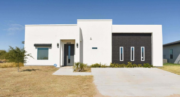 602 Bluebeard Ct., Laredo, Texas 78046, 3 Bedrooms Bedrooms, 4 Rooms Rooms,2 BathroomsBathrooms,Residential,For Sale,602 Bluebeard Ct.,20261634