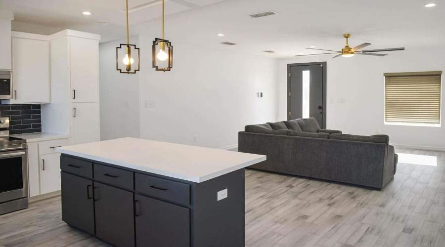 602 Bluebeard Ct., Laredo, Texas 78046, 3 Bedrooms Bedrooms, 4 Rooms Rooms,2 BathroomsBathrooms,Residential,For Sale,602 Bluebeard Ct.,20261634