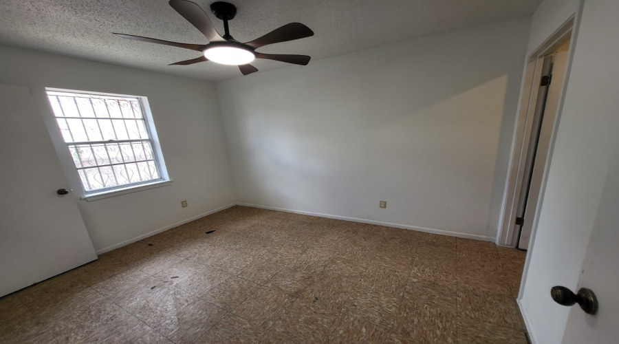 216 N Meadow Ave, Laredo, Texas 78040, 3 Bedrooms Bedrooms, 6 Rooms Rooms,2 BathroomsBathrooms,Residential,For Rent,216 N Meadow Ave,20261635