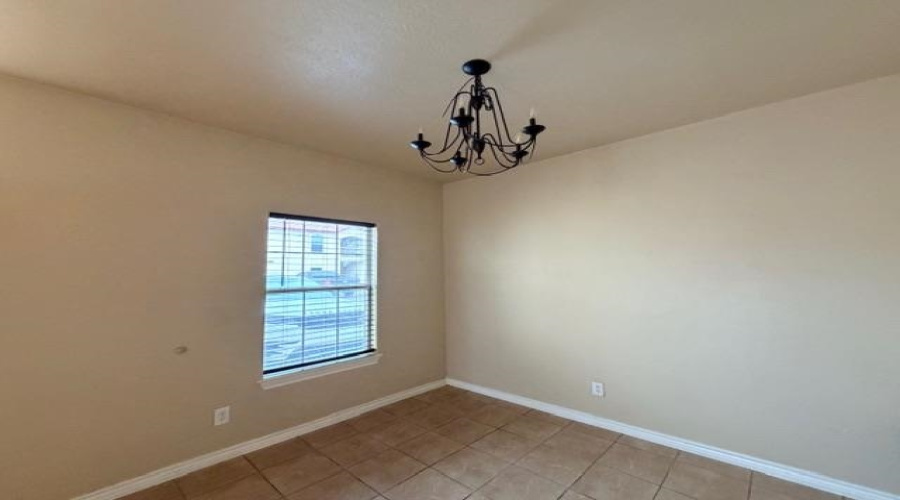 5410 Marcella Ave, Laredo, Texas 78041, 2 Bedrooms Bedrooms, 4 Rooms Rooms,2 BathroomsBathrooms,Residential,For Rent,5410 Marcella Ave,20261637