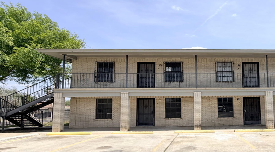 2603 Palo Blanco St, Laredo, Texas 78046, 2 Bedrooms Bedrooms, 2 Rooms Rooms,1 BathroomBathrooms,Residential,For Rent,2603 Palo Blanco St,20261638