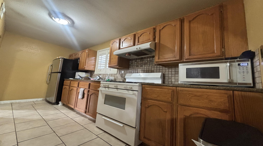 717 1/2 O'Kane St., Laredo, Texas 78040, 3 Bedrooms Bedrooms, 7 Rooms Rooms,2 BathroomsBathrooms,Residential,For Rent,717 1/2 O'Kane St.,20261639