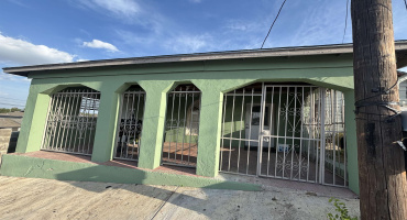 717 1/2 O'Kane St., Laredo, Texas 78040, 3 Bedrooms Bedrooms, 7 Rooms Rooms,2 BathroomsBathrooms,Residential,For Rent,717 1/2 O'Kane St.,20261639