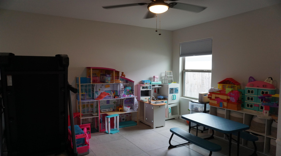 5420 Alamosa Ct., Laredo, Texas 78046, 4 Bedrooms Bedrooms, 7 Rooms Rooms,2 BathroomsBathrooms,Residential,For Sale,5420 Alamosa Ct.,20261640