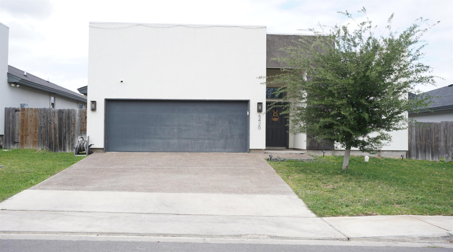 5420 Alamosa Ct., Laredo, Texas 78046, 4 Bedrooms Bedrooms, 7 Rooms Rooms,2 BathroomsBathrooms,Residential,For Sale,5420 Alamosa Ct.,20261640