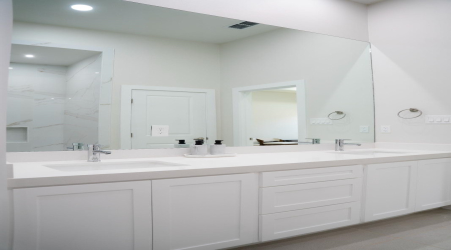 1105 Morocoy Dr., Laredo, Texas 78046, 4 Bedrooms Bedrooms, 7 Rooms Rooms,2 BathroomsBathrooms,Residential,For Sale,1105 Morocoy Dr.,20261642