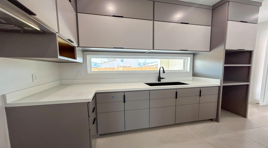 109 Balmorhea Dr., Laredo, Texas 78045, 4 Bedrooms Bedrooms, 6 Rooms Rooms,2 BathroomsBathrooms,Residential,For Sale,109 Balmorhea Dr.,20261643