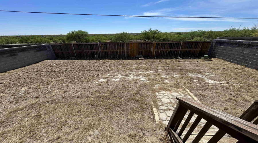 11126 Capistran Lp, Laredo, Texas 78045-7131, 4 Bedrooms Bedrooms, 8 Rooms Rooms,2 BathroomsBathrooms,Residential,For Sale,11126 Capistran Lp,20261644