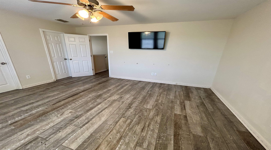 11126 Capistran Lp, Laredo, Texas 78045-7131, 4 Bedrooms Bedrooms, 8 Rooms Rooms,2 BathroomsBathrooms,Residential,For Sale,11126 Capistran Lp,20261644