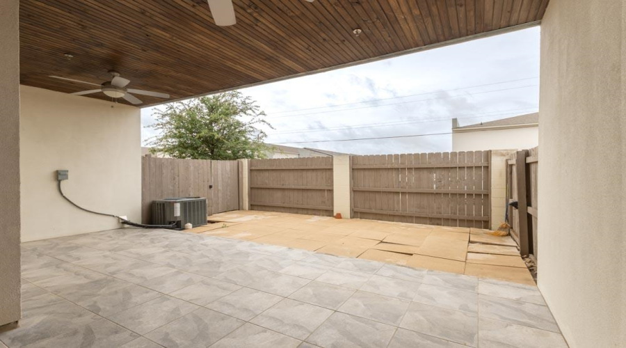 4101 Blue Quail Rd, Laredo, Texas 78045, 3 Bedrooms Bedrooms, 5 Rooms Rooms,2 BathroomsBathrooms,Residential,For Rent,4101 Blue Quail Rd,20261646