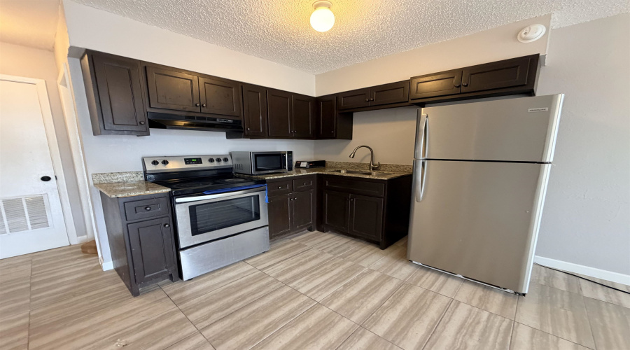 2603 Palo Blanco St, Laredo, Texas 78046, 2 Bedrooms Bedrooms, 2 Rooms Rooms,1 BathroomBathrooms,Residential,For Rent,2603 Palo Blanco St,20261649