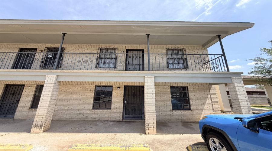2603 Palo Blanco St, Laredo, Texas 78046, 2 Bedrooms Bedrooms, 2 Rooms Rooms,1 BathroomBathrooms,Residential,For Rent,2603 Palo Blanco St,20261650