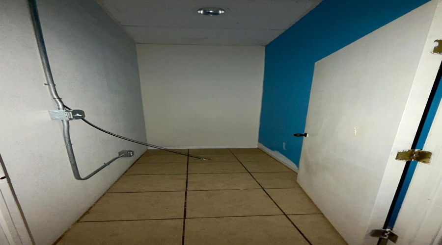 666 Prada-Machin Dr, Laredo, Texas 78046, 1 Room Rooms,1 BathroomBathrooms,Commercial retail/office,For Rent,666 Prada-Machin Dr,20261661