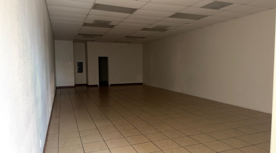 666 Prada-Machin Dr, Laredo, Texas 78046, 1 Room Rooms,1 BathroomBathrooms,Commercial retail/office,For Rent,666 Prada-Machin Dr,20261661