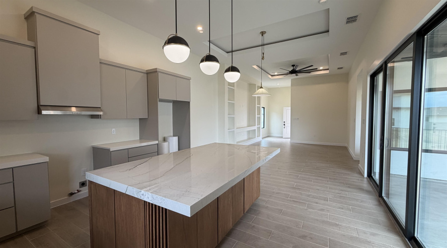 1108 Hebilla Ct., Laredo, Texas 78046, 4 Bedrooms Bedrooms, 6 Rooms Rooms,3 BathroomsBathrooms,Residential,For Sale,1108 Hebilla Ct.,20261652