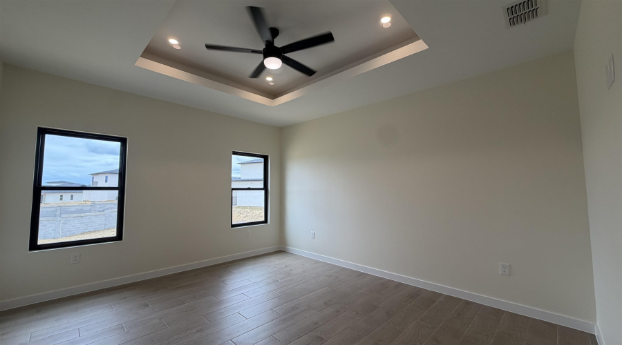 1108 Hebilla Ct., Laredo, Texas 78046, 4 Bedrooms Bedrooms, 6 Rooms Rooms,3 BathroomsBathrooms,Residential,For Sale,1108 Hebilla Ct.,20261652