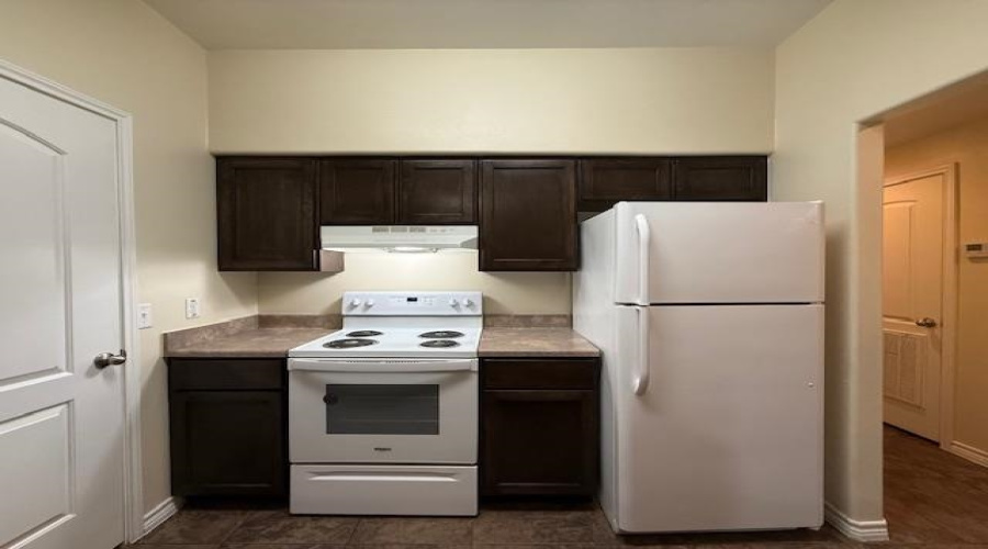 1204 E Lyon St, Laredo, Texas 78040-0000, 2 Bedrooms Bedrooms, 4 Rooms Rooms,1 BathroomBathrooms,Residential,For Rent,1204 E Lyon St,20261653