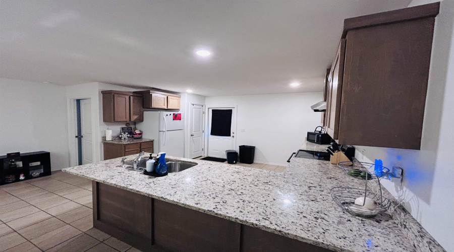 2201 Mango Rd., LAREDO, Texas 78046, 3 Bedrooms Bedrooms, 3 Rooms Rooms,2 BathroomsBathrooms,Residential,For Sale,2201 Mango Rd.,20261654