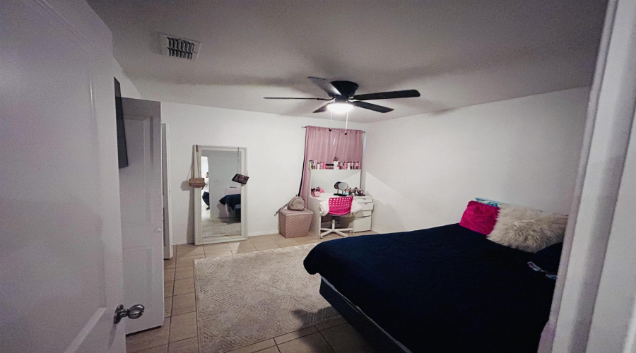 2201 Mango Rd., LAREDO, Texas 78046, 3 Bedrooms Bedrooms, 3 Rooms Rooms,2 BathroomsBathrooms,Residential,For Sale,2201 Mango Rd.,20261654