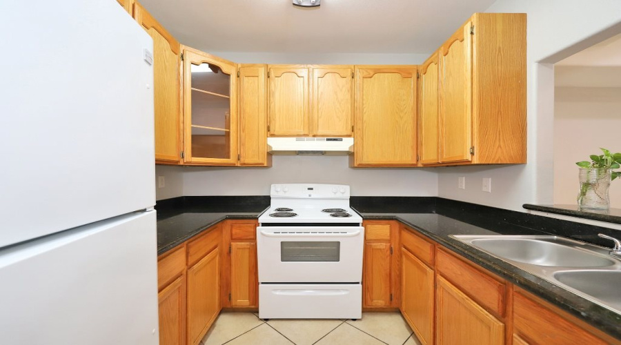 1000 Ranchway Dr, Laredo, Texas 78045, 3 Bedrooms Bedrooms, 7 Rooms Rooms,3 BathroomsBathrooms,Residential,For Sale,1000 Ranchway Dr,20261655