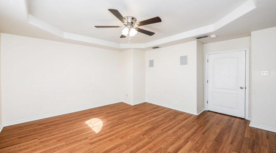 1000 Ranchway Dr, Laredo, Texas 78045, 3 Bedrooms Bedrooms, 7 Rooms Rooms,3 BathroomsBathrooms,Residential,For Sale,1000 Ranchway Dr,20261656